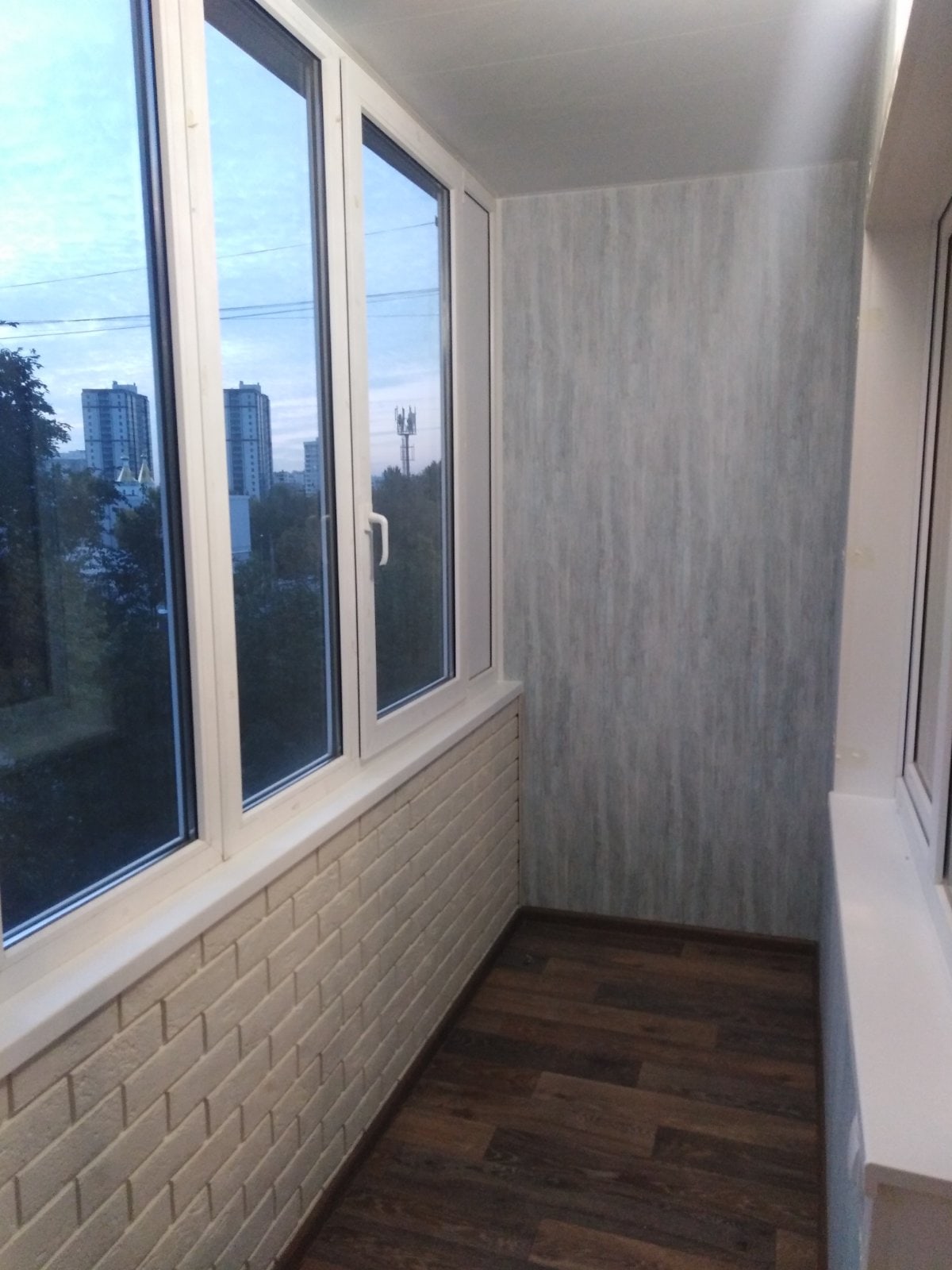 Косметический ремонт балкона с теплым остеклением - фото 1